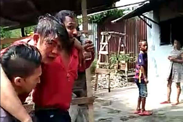 Personil Polisi Ini Dikeroyok di Kampung Kubur