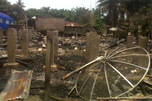 5 Mobdam Tak Mampu Selamatkan 12 Rumah Warga