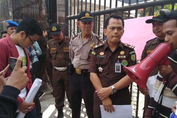 Kejati Sumut Didesak Sidik Kadis Kesehatan