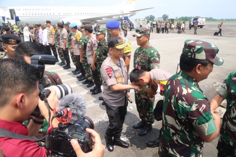 Panglima TNI dan Kapolri Malam Ini Tarawih di Medan