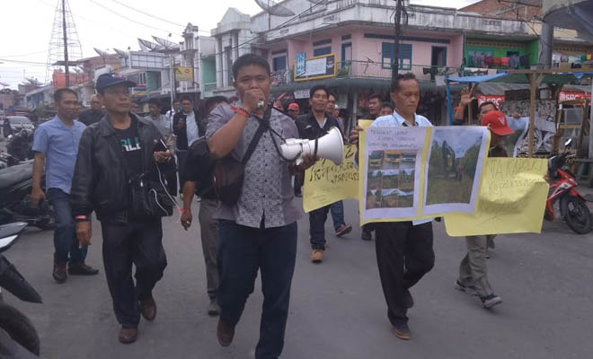 Wartawan dan LSM Minta Kapolres Samosir Dicopot