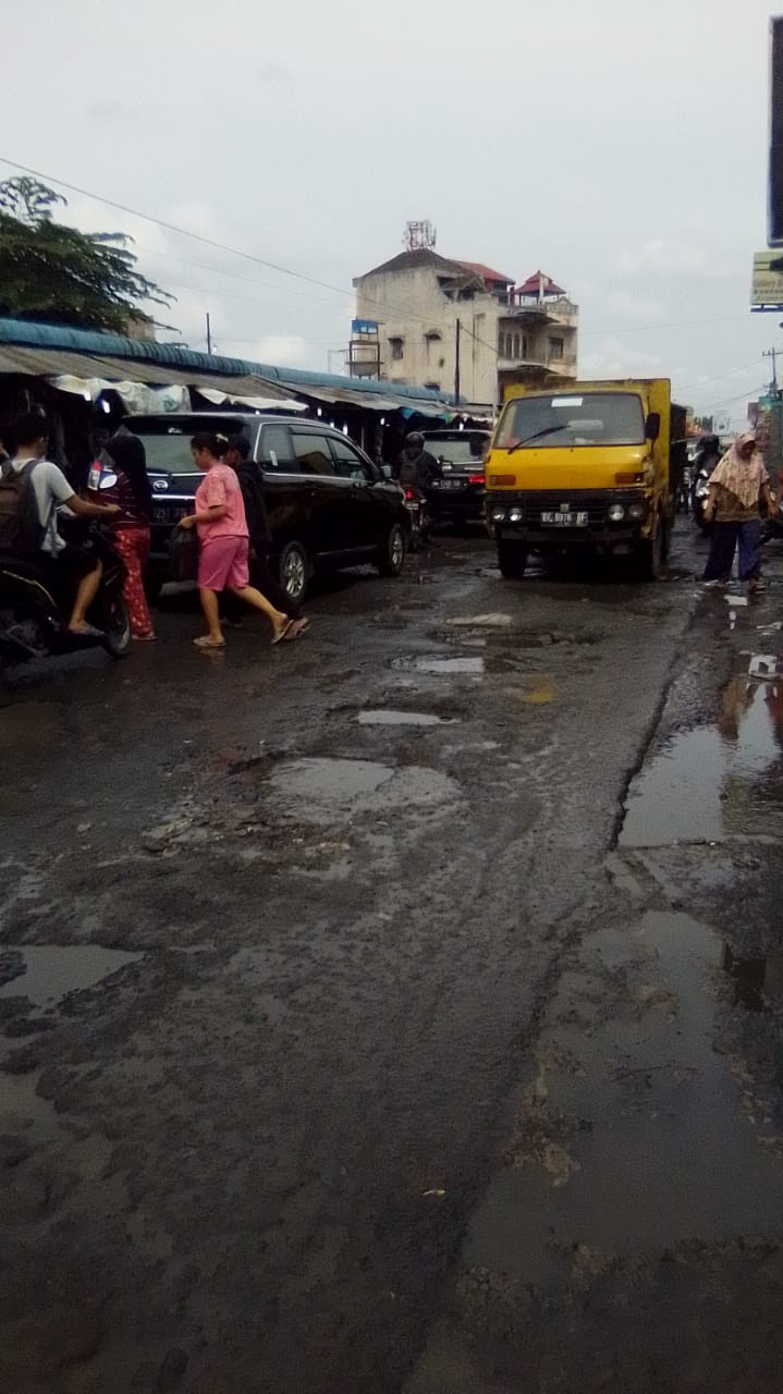 Hati-hati Jalan di Tembung, Penggunanya Bisa Celaka