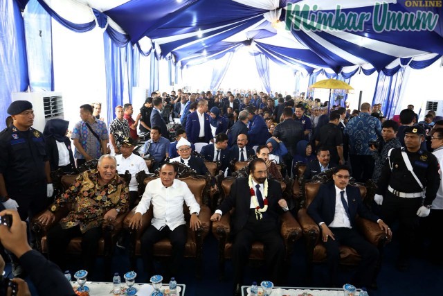 Edy Rahmayadi hadiri peresmian gedung baru Kantor DPW Partai Nasdem Sumut di Jalan HM Yamin Medan. (mimbar/siti)