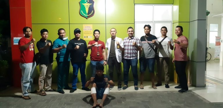 Tersangka pembobol spesialis kos-kosan mahasiswa di RS Bhayangkara. (mimbar/ist)