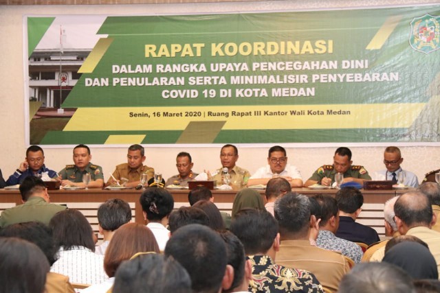 Rapat Forkopimda menetapkan status Kota Medan merebaknya Covid-19. (mimbar/ist)