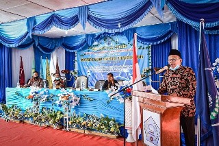 Mohd Arifin Lubis memberikan arahan kepada mahasiswa sebelum KKL. (ist)