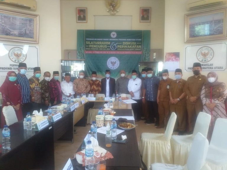 BWI Dorong Umat Islam Berwakaf Uang