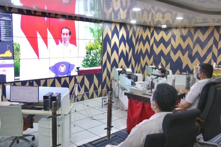 dengar arahan presiden