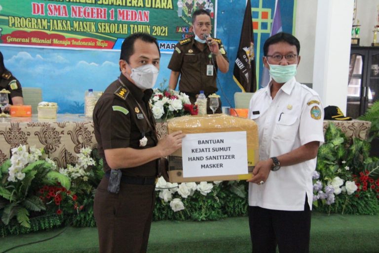 jaksa masuk sekolah