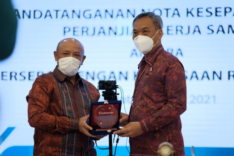 Pastikan Kepatuhan Hukum, PLN Gandeng Kejaksaan Agung 