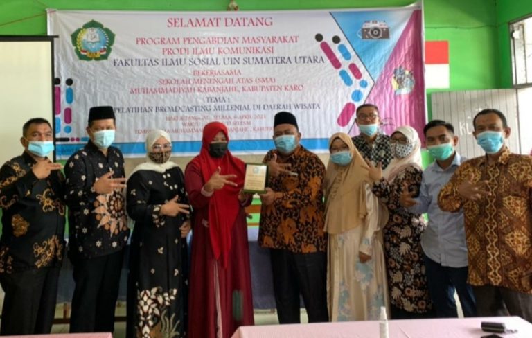 Ikom UINSU Latih Siswa SMA Muhammadiyah Kabanjahe Broadcasting