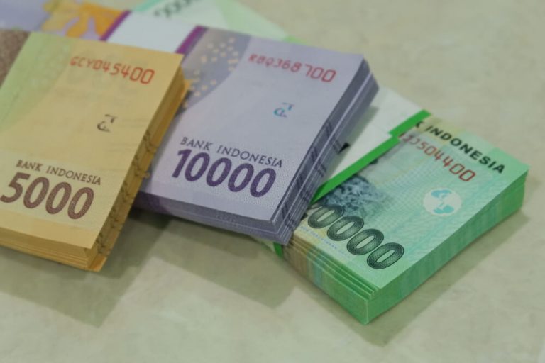 Ayo Alokasikan THR untuk Investasi!
