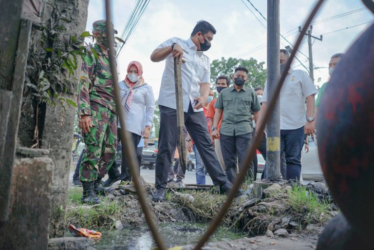 Gercep Atasi Banjir, Bobby Nasution Segera Normalisasi 60 Km Drainase