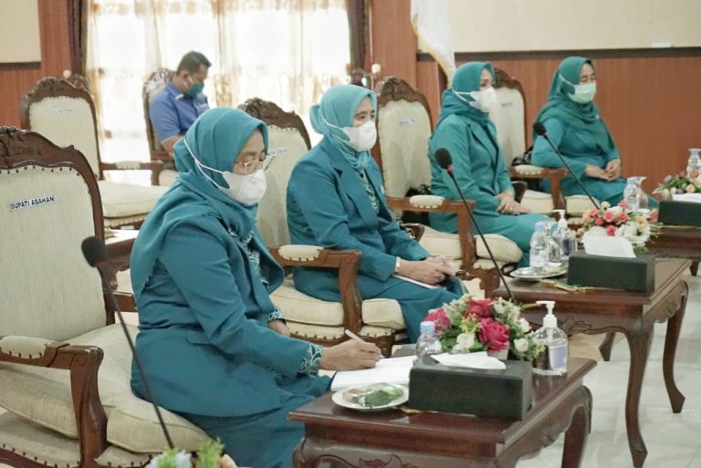 Ketua PKK Asahan Saksikan Pelantikan TP PKK Pusat Sisa Masa Bakti 2020-2024