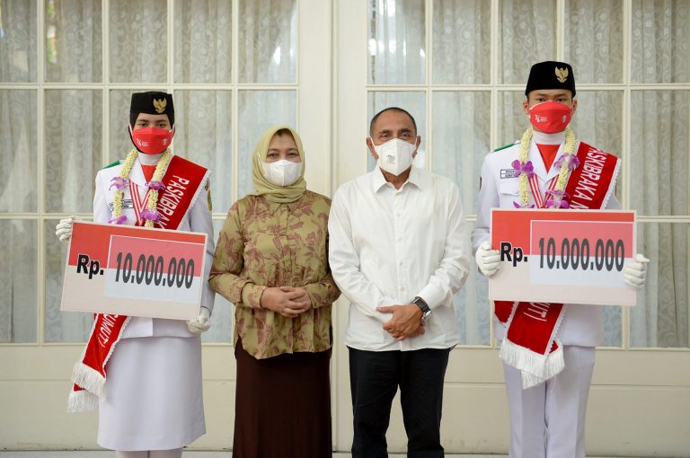 Membanggakan di Paskibraka Nasional 2021, Edy Rahmayadi Sambut Ardhelia dan Rifaldy di Rumah Dinas