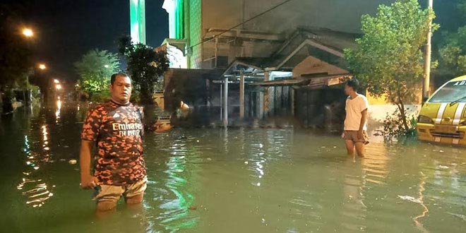 Banjir Rob Rendam Ribuan Rumah, Warga Belawan Minta Perhatian Walikota