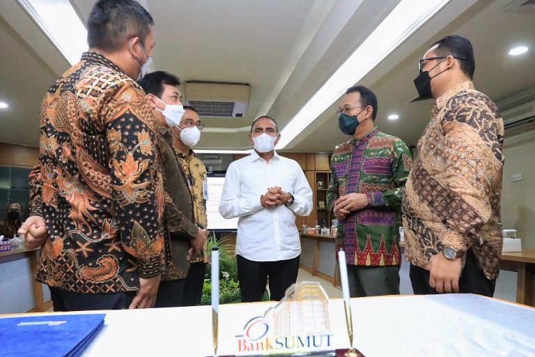 Edy Rahmayadi Harapkan Petani Sumut Tidak Terjerat Rentenir Lagi