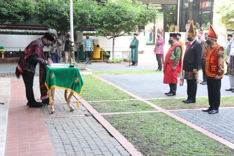 Lantik Pejabat Baru, Wali Kota Tekankan Agar Tidak Pungli