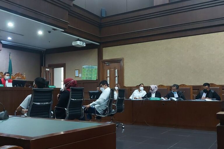 Nia Ramadhani dan Ardi Bakrie Jalani Sidang Lanjutan Kasus Narkoba