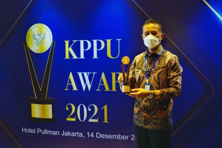 Sumut Raih Penghargaan Kategori Kemitraan Tingkat Daerah di Ajang KPPU Award 2021