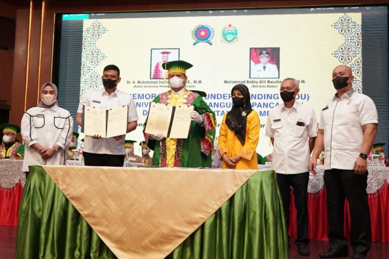 Wisuda 564 Lulusan, Rektor Unpab: Berikan Kontribusi Nyata untuk Masyarakat