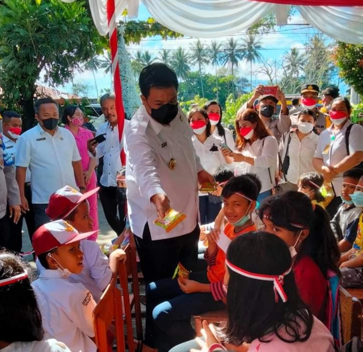 Vaksinasi Merdeka Samosir, Bupati Semangati Anak SD