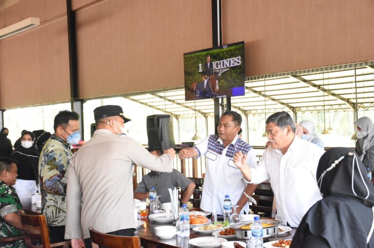 Bupati Sergai Jamu Kepala Daerah se-Sumut