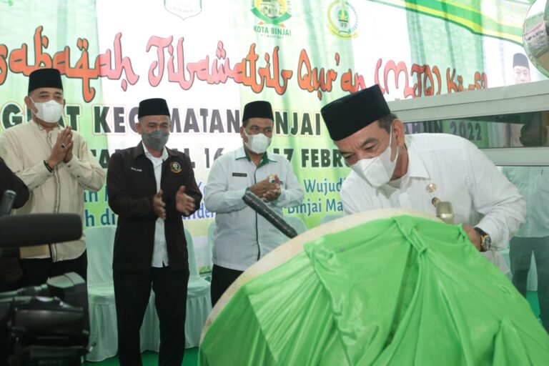 Irwansyah Nusution buka MTQ Kecamatan Binjai