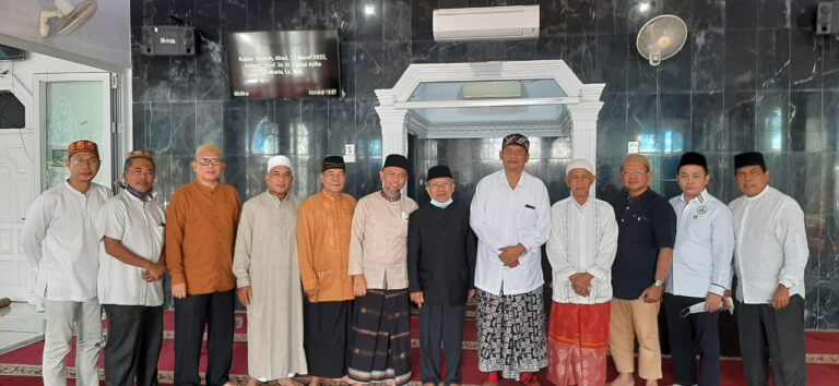 Ketua Dewan Syuro Masjid Jogokariyan Jogyakarta Sambangi Masjid Baiturrahman Medan Johor