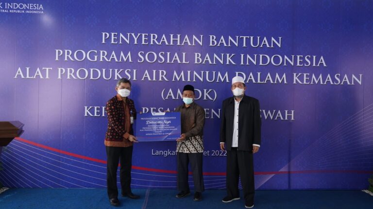BI Sumut Kuatkan Ekonomi Syariah di Pesantren Al-Uswah Langkat