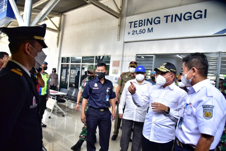 Cara Edy Rahmayadi Pastikan Kenyamanan dan Keamanan Mudik Naik Kereta Api 