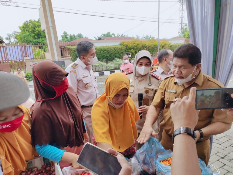 Pasar Mitra Tani dan UMKM dari Kantor Karantina Pertanian untuk Warga