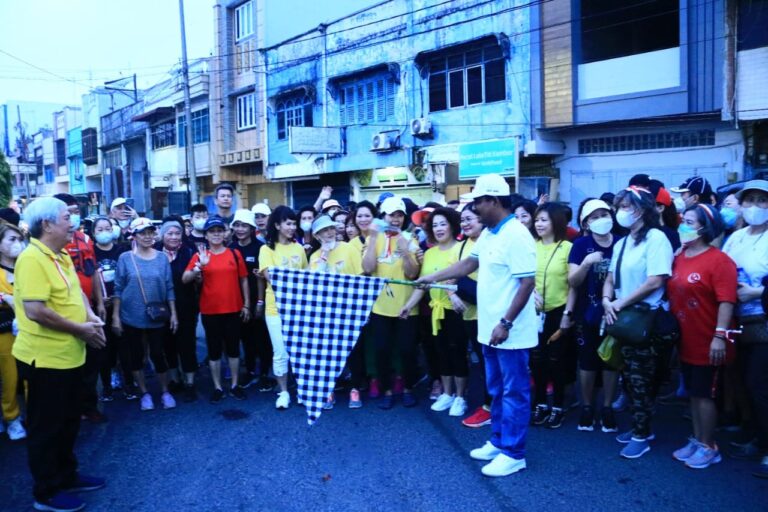 Wali Kota Lepas Jogging Massal Jemaat Vihara Setia Budha