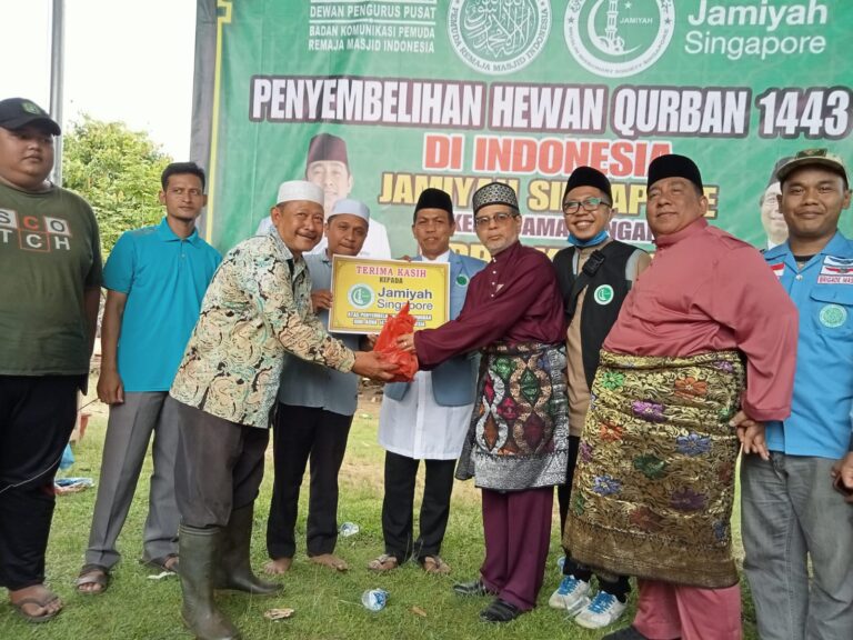 Penyaluran Hewan Kurban dari Jamiyah Singapore Lancar dan Meriah