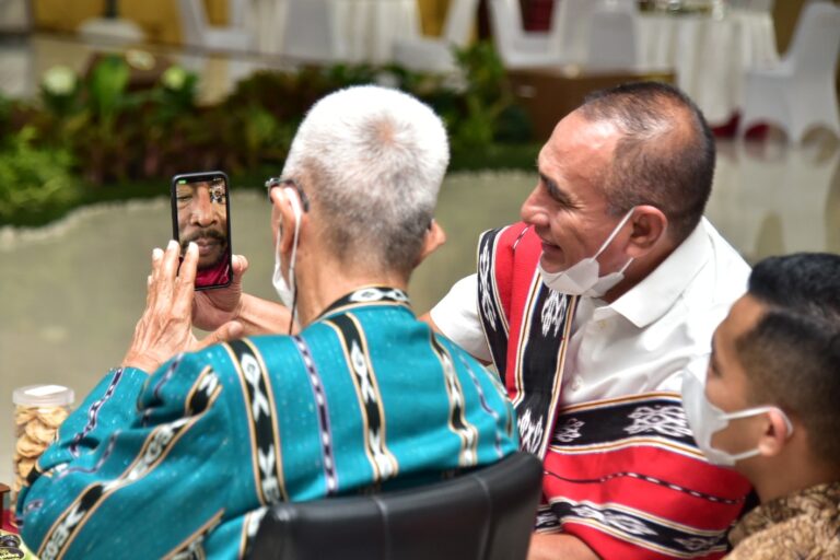 Edy Rahmayadi Video Call Gubernur Maluku Ajak ke Sumut