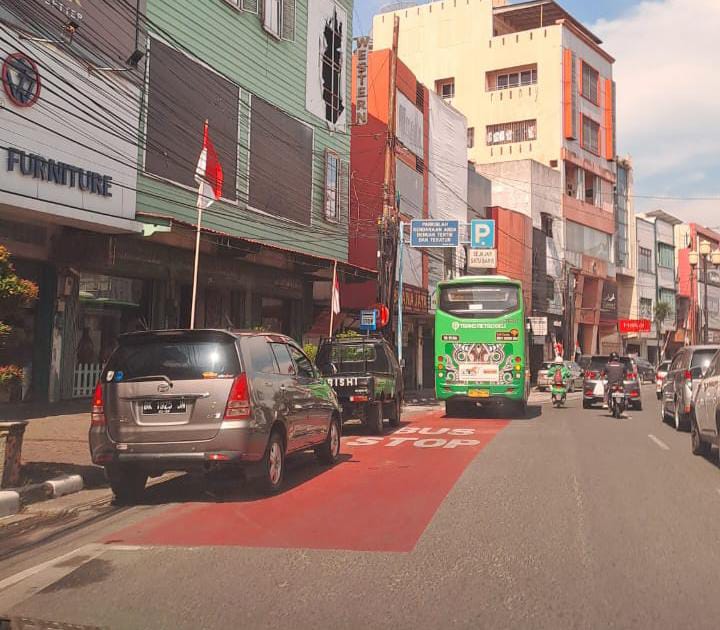 Ganggu Lalin dan Pejalan Kaki, Syaiful Ramadhan Minta Dishub Perhatikan Halte Trans Metro Deli