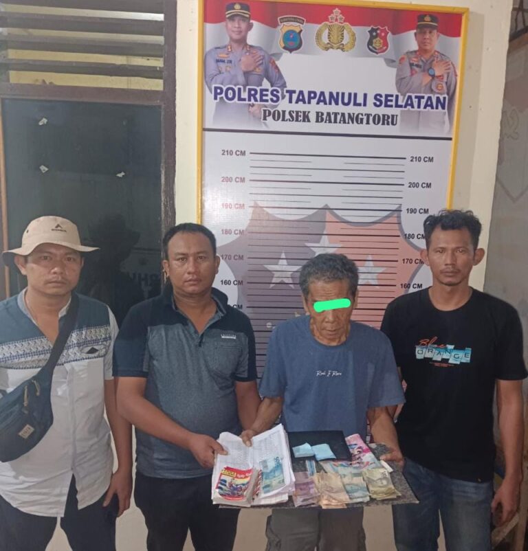 Polres Tapsel Bekuk Seorang Kakek Tua Tukang Rekap Judi Togel