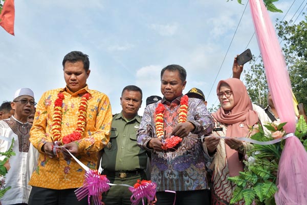 Bupati Sergai Resmikan Jalan Bandar Pinang