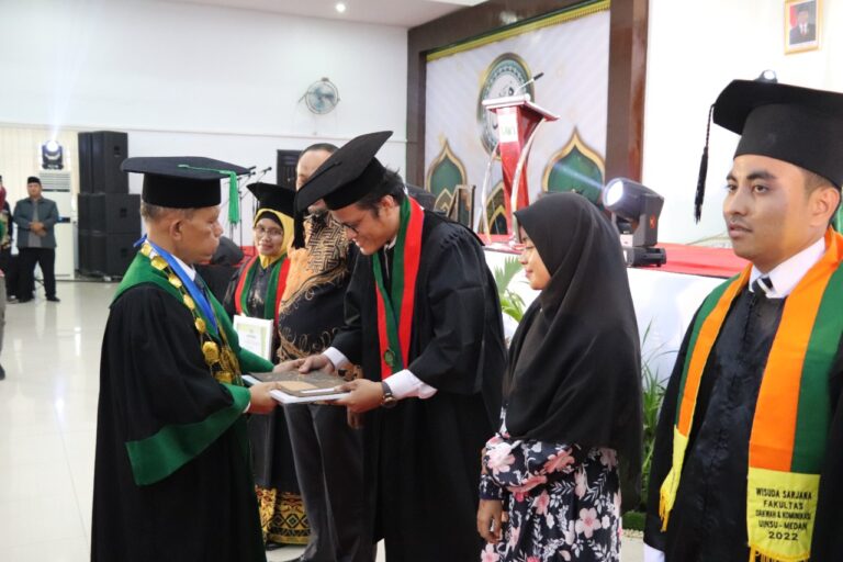 Wisuda 2397 Lulusan, Prof Syahrin : Alumni UIN Sumut Jadilah Manusia Ulil Albab