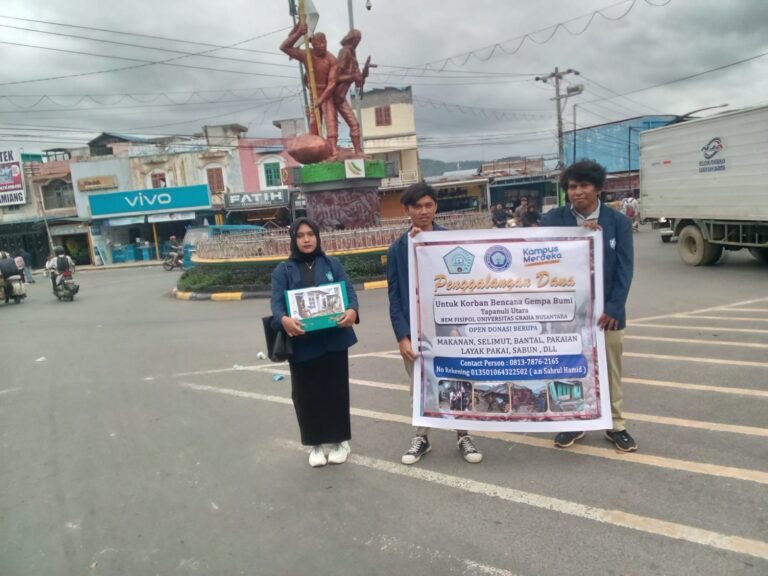 Mahasiswa UGNP Ringankan Langka Bantu Masyarakat Taput