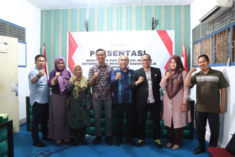 Kadis Kominfo Binjai Presentasikan Pelayanan Keterbukaan Informasi Publik