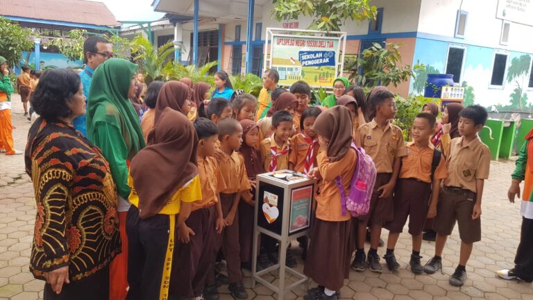 Momen Sumpah Pemuda, SDN 105300 Suka Makmur Kolaborasi Sekolah Berbagi Bersama Rumah Zakat