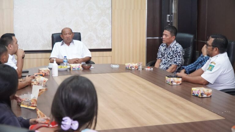Masyarakat Desa Parit Bindu Undang Afandin di Mburo Ate Tedeh