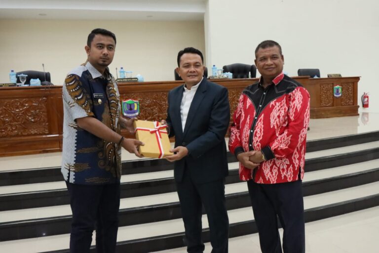 Wawako Binjai Hadiri Rapat Paripurna Penyampaian Program Pembentukan  Peraturan Daerah Kota Binjai TA. 2022