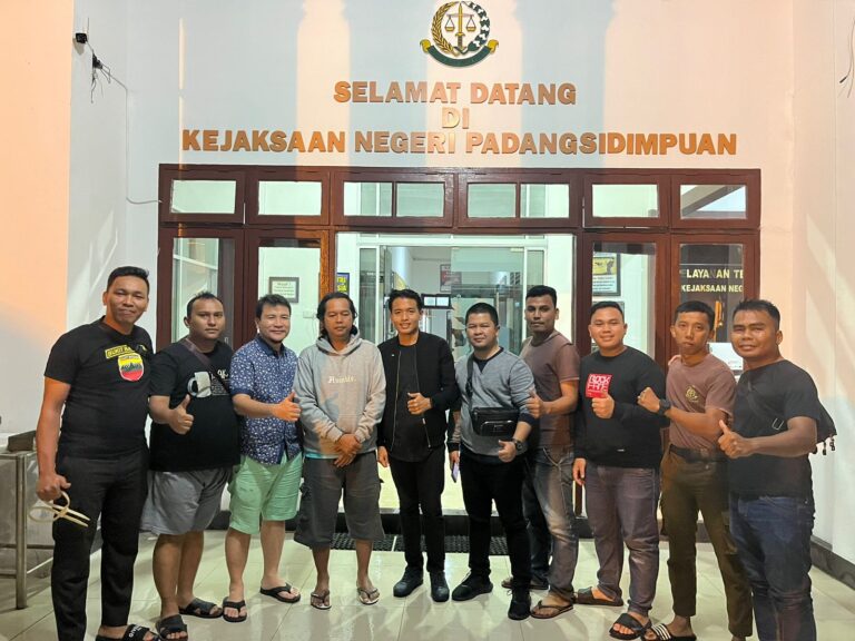 Kejari Padang Sidempuan Bersama Tim TaBur, Tangkap DPO Kasus Korupsi Dana APBD Musi Banyuasin