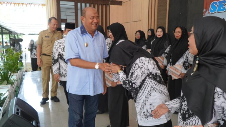 Pengurus Perempuan PGRI Langkat Dilantik, Ini Kata Syah Afandin