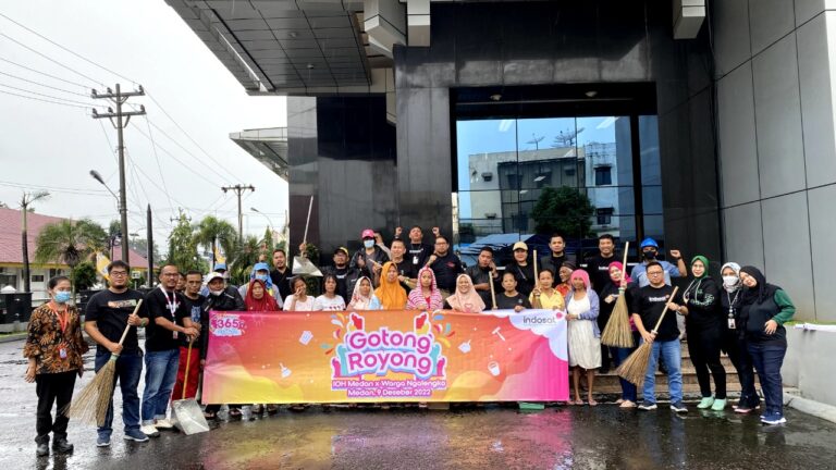 Gotong Royong dan Kreasi Gapura dari IOH di 6 Wilayah