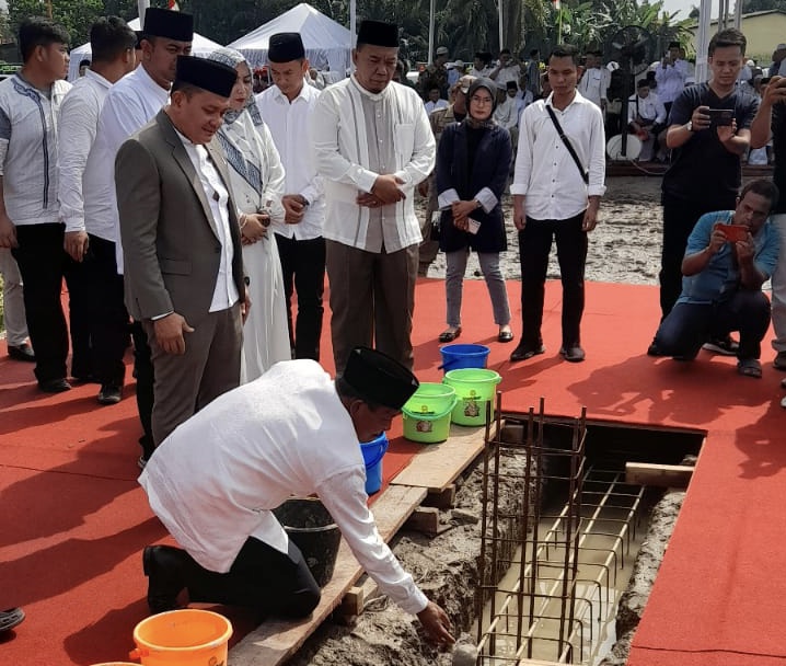 Peletakan Batu Pertama Pembangunan Masjid dan Gedung Alqur’an Center Binjai