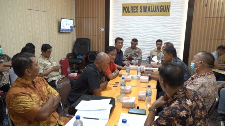 Polres Simalungun Sosialisasi ke Penggarap Lahan Kebun PTPN IV Balimbingan