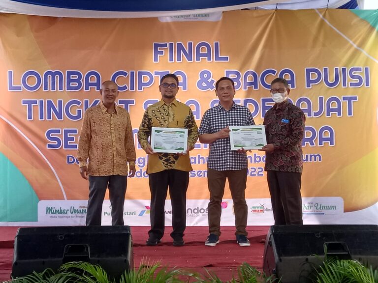 Kabid Pembinaan Ketenagaan Dinas Pendidikan Provinsi Sumatera Utara Apresiasi Lomba Cipta dan Baca Puisi Koran Mimbar Umum